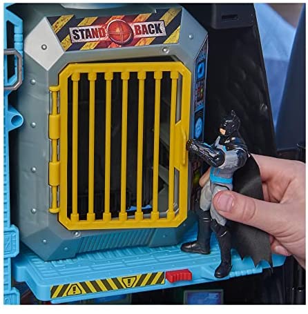 Batman, Bat-Tech Batcave, Giant Transforming Playset with Exclusive 4�� Batman Figure and Accessories